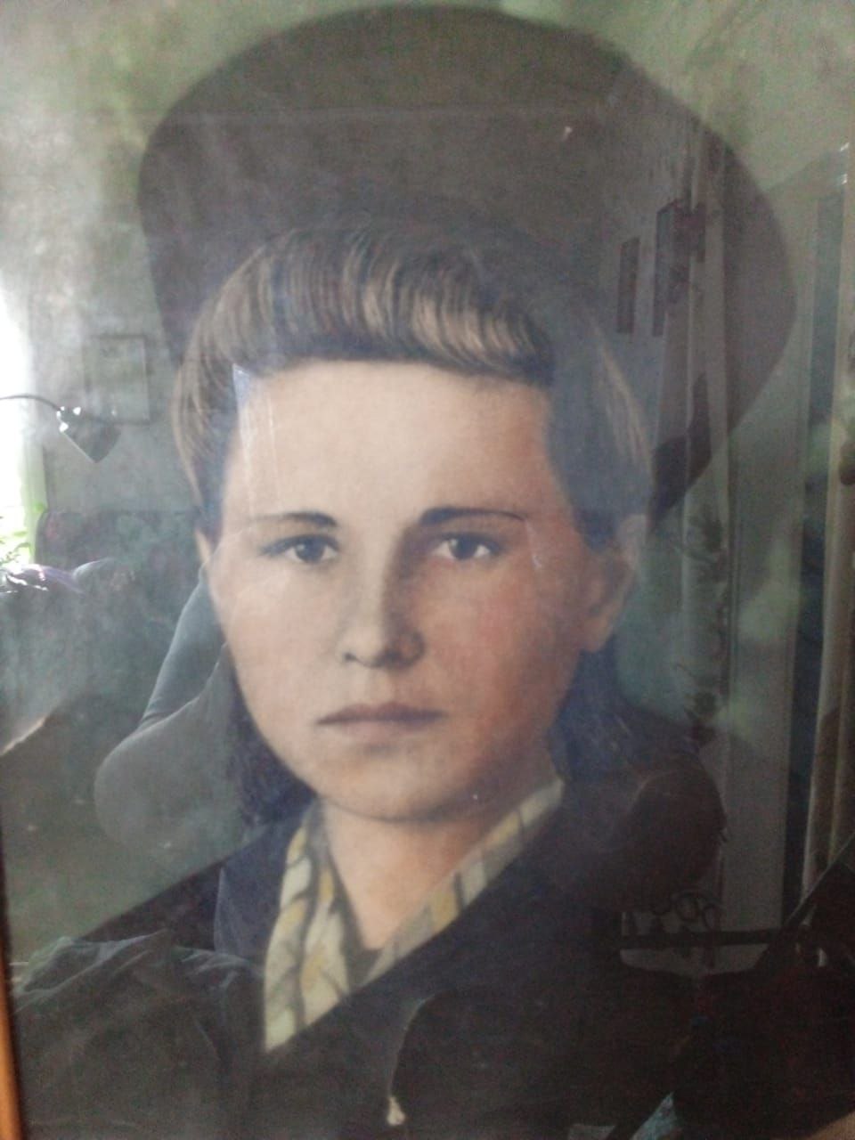 баба Поля молодая.jpg